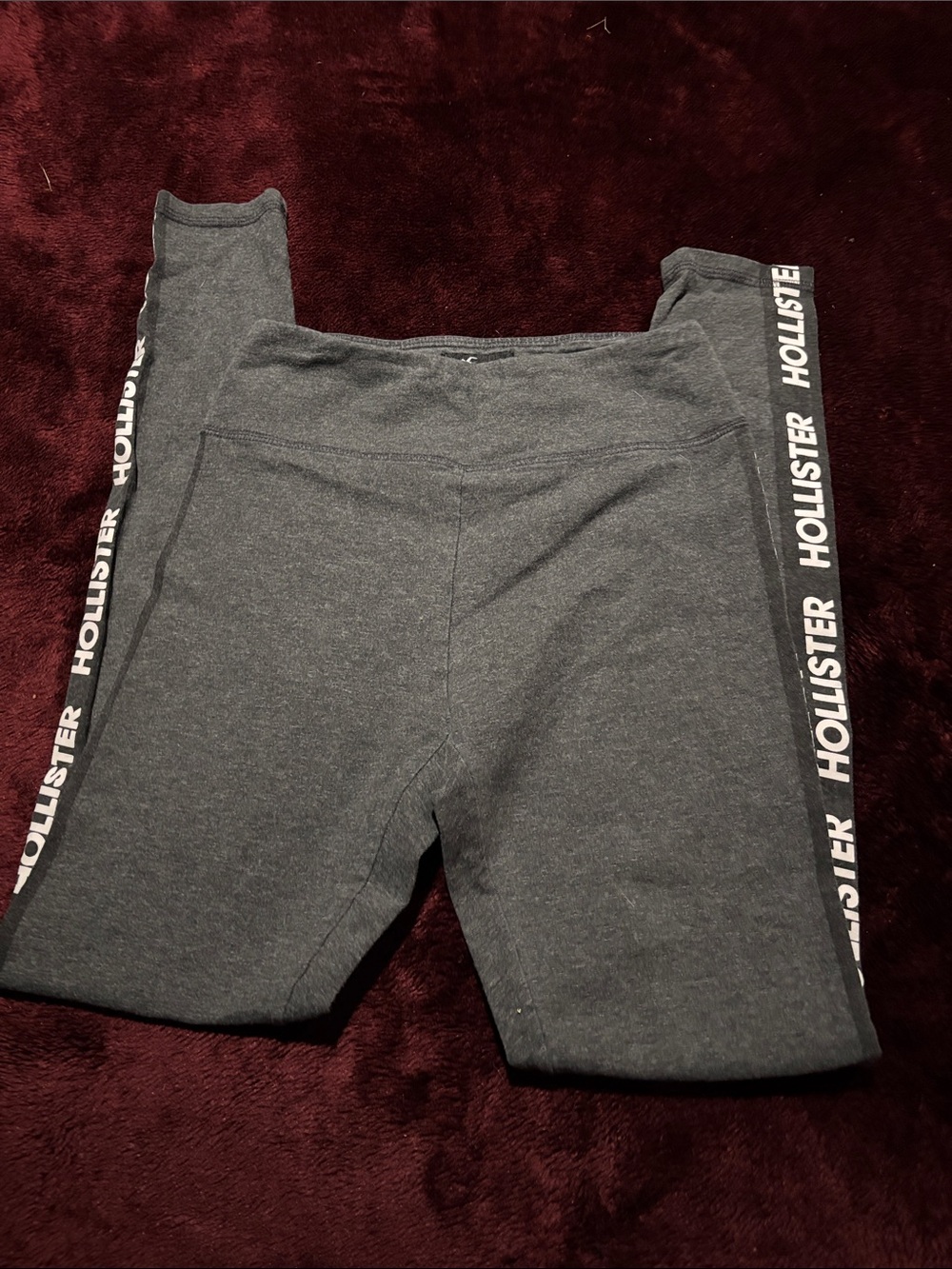 Hollister women’s XS Charcoal Logo Side-Stripe Leggings, like new